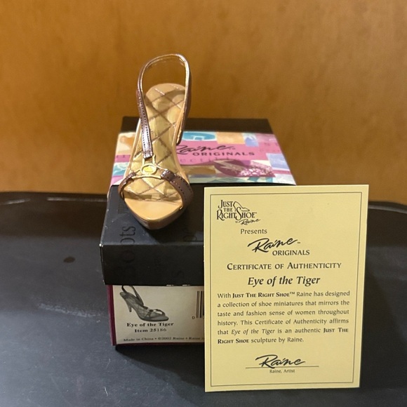 Just The Right Shoe Brown Tan Slingback Heels - Picture 4 of 4